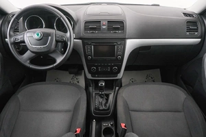 Внедорожник Skoda Yeti 2013 года, 909000 рублей, Красноярск