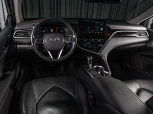 Седан Toyota Camry 2023 года, 3319000 рублей, Тюмень