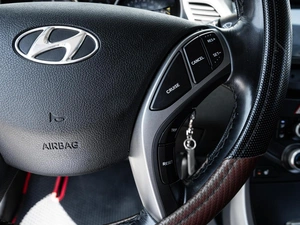 Седан Hyundai Elantra 2015 года, 1431000 рублей, Ставрополь