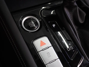 Лифтбек JAC J7 2023 года, 1479000 рублей, Воронеж