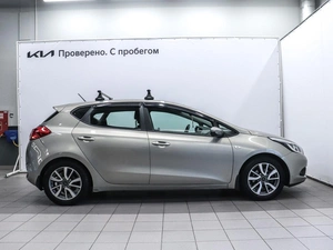 Хетчбэк Kia Ceed 2015 года, 980000 рублей, Красноярск