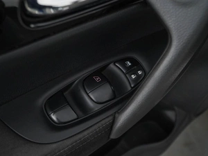 Внедорожник Nissan Qashqai 2017 года, 1879999 рублей, Москва