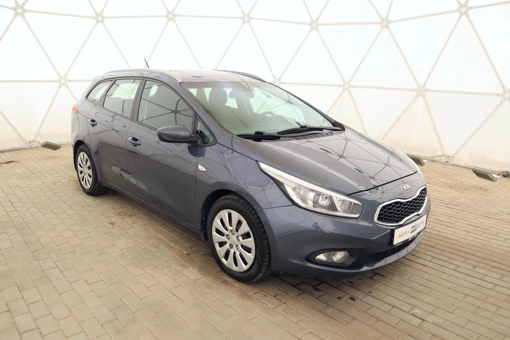 Хэтчбек Kia Ceed 2013 года, 1079000 рублей, Обнинск