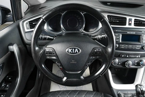Хетчбэк Kia Ceed 2013 года, 999000 рублей, Тюмень
