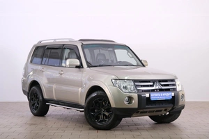 Внедорожник Mitsubishi Pajero 2007 года, 1799000 рублей, Омск