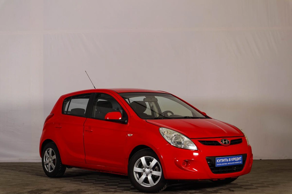Хетчбэк Hyundai i20 2010 года, 719000 рублей, Тюмень