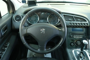 Внедорожник Peugeot 3008 2012 года, 979000 рублей, Омск