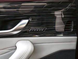 Внедорожник Geely Monjaro 2023 года, 3360000 рублей, Краснодар