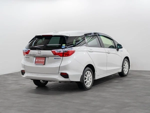 Универсал Honda Shuttle 2016 года, 1220000 рублей, Красноярск