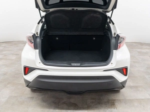 Внедорожник Toyota C-HR 2018 года, 1950000 рублей, Красноярск