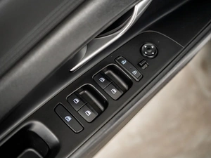 Седан Hyundai Elantra 2021 года, 2015000 рублей, Красноярск