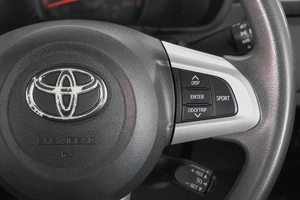 Минивэн Toyota Roomy 2018 года, 969000 рублей, Кемерово