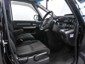 Минивэн Honda Stepwgn 2021 года, 2750000 рублей, Красноярск