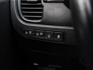 Хетчбэк Kia Rio X 2020 года, 1812000 рублей, Краснодар