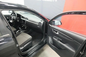 Седан Kia Rio 2018 года, 1290000 рублей, Курск