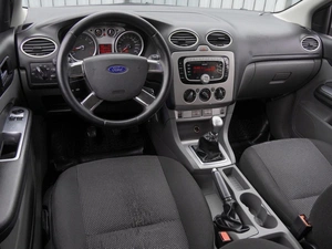 Хетчбэк Ford Focus 2010 года, 449000 рублей, Волгоград