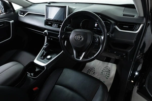 Внедорожник Toyota RAV4 2019 года, 2949000 рублей, Красноярск