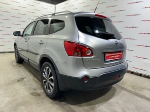 Внедорожник Nissan Qashqai+2 2009 года, 1100000 рублей, Красноярск