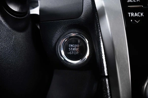 Седан Toyota Camry 2013 года, 1729000 рублей, Пермь