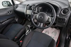 Хетчбэк Nissan Note 2013 года, 899000 рублей, Красноярск