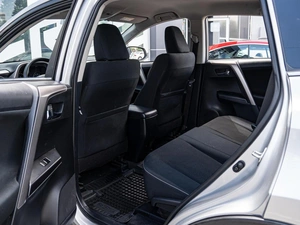 Внедорожник Toyota RAV4 2016 года, 2430000 рублей, Краснодар