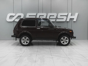 Внедорожник ВАЗ (LADA) 4x4 (Нива) 2011 года, 450000 рублей, Ростов-на-Дону