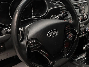 Хетчбэк Kia Ceed 2012 года, 1049000 рублей, Красноярск