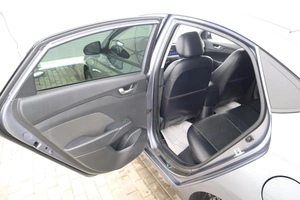 Седан Hyundai Solaris 2018 года, 1344000 рублей, Брянск