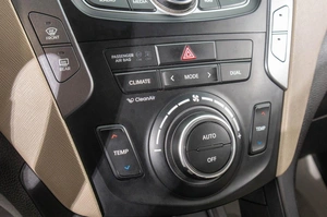 Внедорожник Hyundai Santa Fe 2012 года, 1799000 рублей, Барнаул