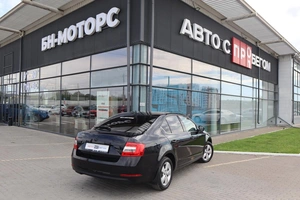 Хэтчбек Skoda Octavia 2020 года, 1900000 рублей, Мирное