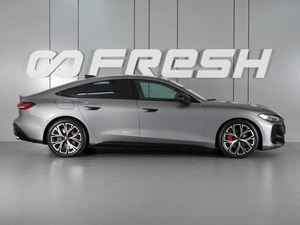 Седан Audi A5L 2025 года, 5760000 рублей, Красный Пахарь