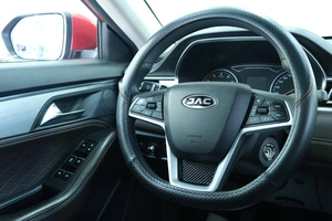 Лифтбек JAC J7 2021 года, 1299000 рублей, Омск