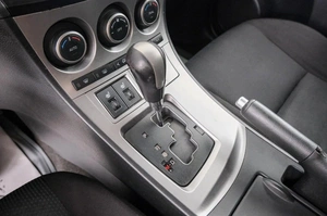 Седан Mazda 3 2011 года, 899000 рублей, Красноярск