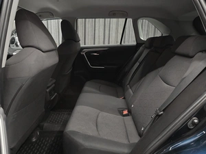 Внедорожник Toyota RAV4 2019 года, 3000000 рублей, Красноярск