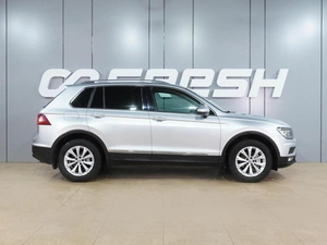 Внедорожник Volkswagen Tiguan 2017 года, 2249000 рублей, Воронеж