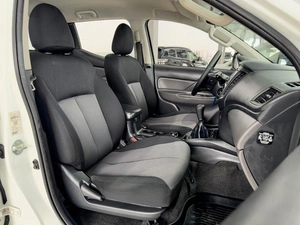 Пикап Mitsubishi L200 2017 года, 1920000 рублей, Кострома