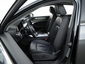 Седан Audi A6 2019 года, 3127077 рублей, Москва