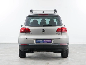 Внедорожник Volkswagen Tiguan 2014 года, 1587077 рублей, Москва