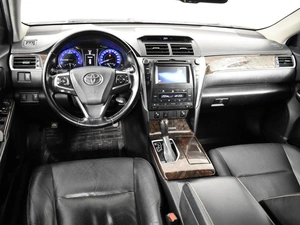 Седан Toyota Camry 2016 года, 1732100 рублей, Казань