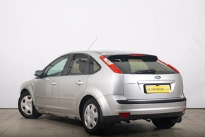 Хетчбэк Ford Focus 2005 года, 199000 рублей, Томск