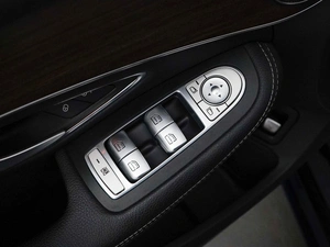 Седан Mercedes-benz C-класс 2019 года, 2949033 рублей, Москва