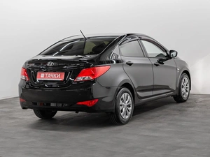 Седан Hyundai Solaris 2016 года, 1200000 рублей, Красноярск