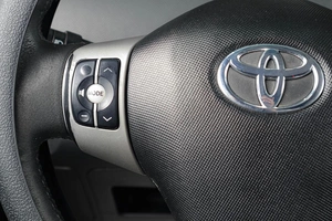Хетчбэк Toyota Yaris 2008 года, 589000 рублей, Тюмень