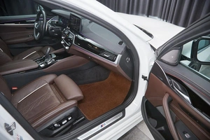 Седан BMW 5 серия 2022 года, 5600000 рублей, Красноярск