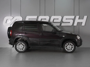 Внедорожник Chevrolet Niva 2014 года, 625000 рублей, Красный Пахарь