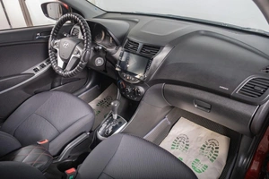 Седан Hyundai Solaris 2014 года, 1249000 рублей, Томск