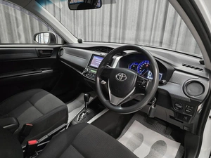Универсал Toyota Corolla Fielder 2014 года, 959000 рублей, Красноярск