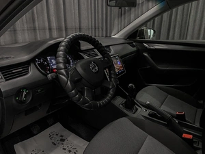 Лифтбек Skoda Octavia 2014 года, 665000 рублей, Красноярск