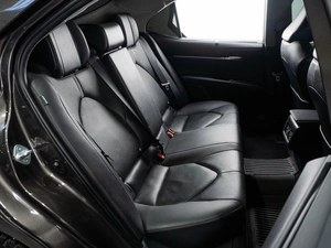 Седан Toyota Camry 2021 года, 3979000 рублей, Тюмень