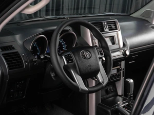 Внедорожник Toyota Land Cruiser Prado 2010 года, 2555000 рублей, Тюмень